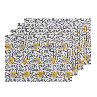 Three Petal Flowers Table Placemat 14x20 Inch