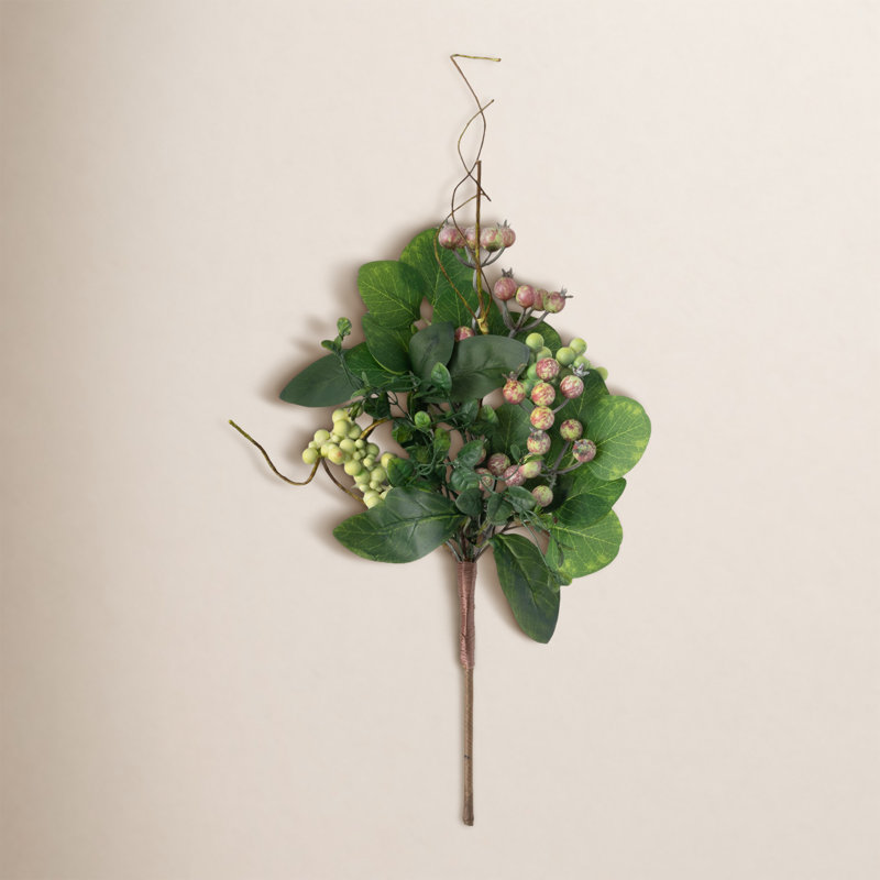 20" Berry Foliage Pick; Green