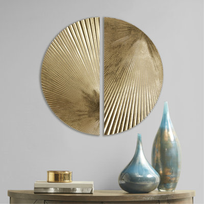 Metal Wall Decor With 2 Half-Moon Pieces, Gold Leaf Accent For A Gorgeous Interior, Indoor Display Options 2 Decor, Metallic Accentuates Style, Endless Arrangement Available