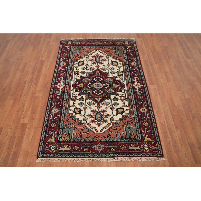 Tapis oriental géométrique traditionnel 4 x 6