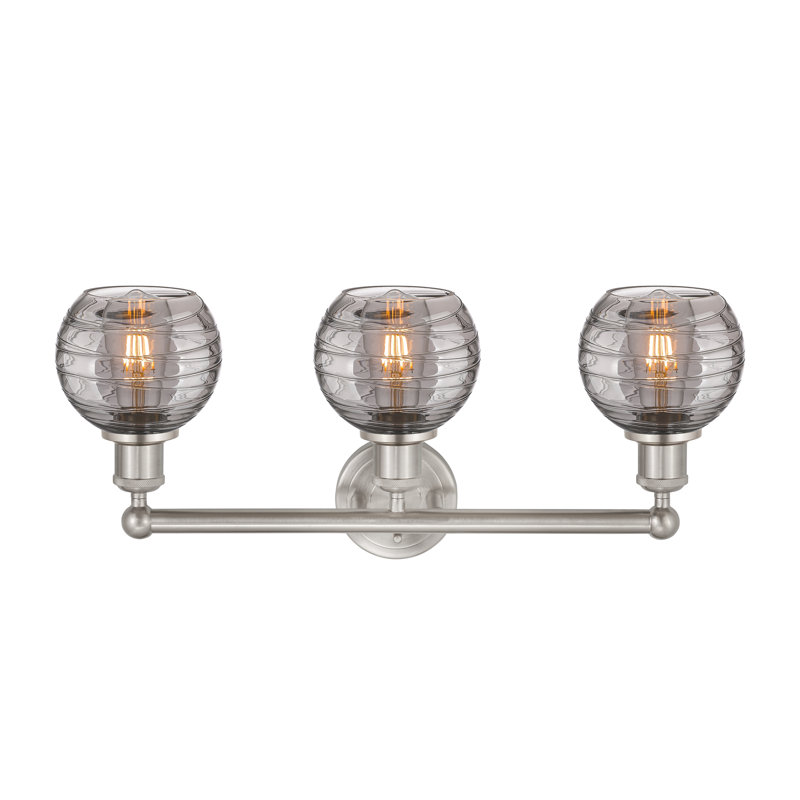 Éclairage pour meuble-lavabo 3 lumières 24 po Cambria, Nickel satiné, Gris fumée clair