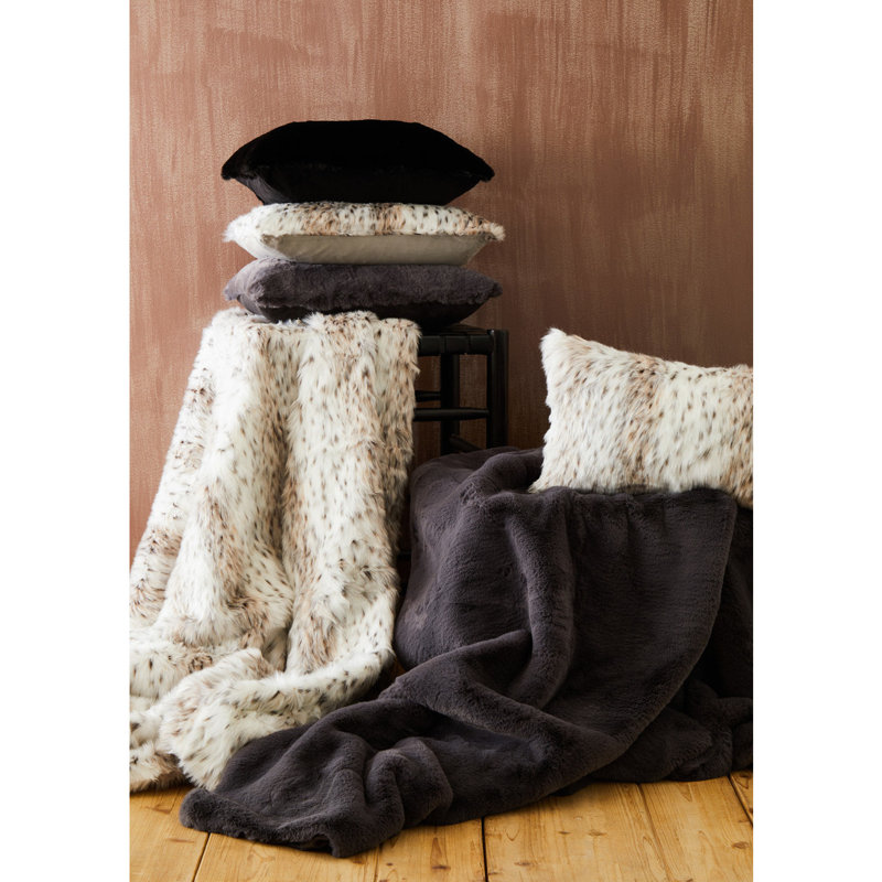 Adrine Throw