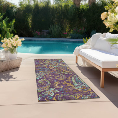 Kinslee Washable Paisley Indoor / Outdoor Rug