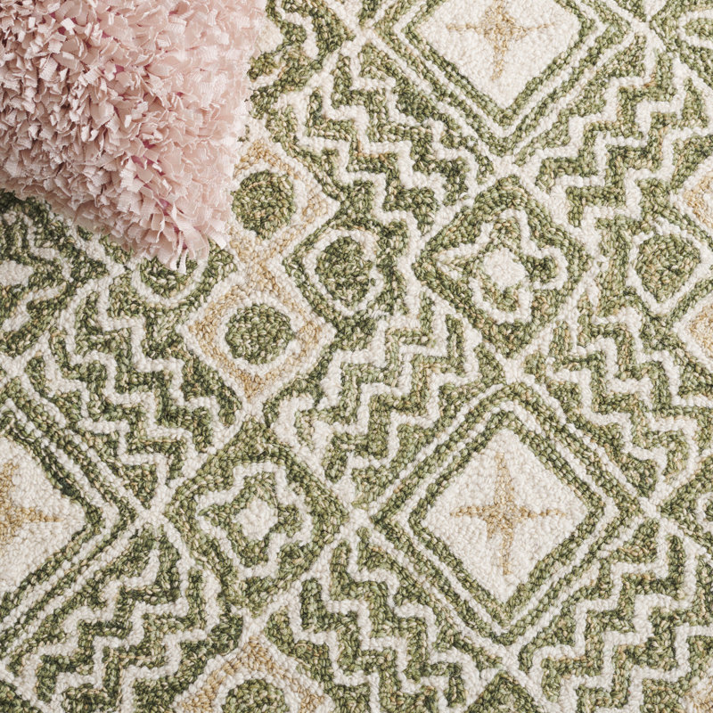 Decklen Micro-Loop Hand Tufted Wool/Cotton Southwestern Rug in Ivory/Green, Rectangle 3' x 5'