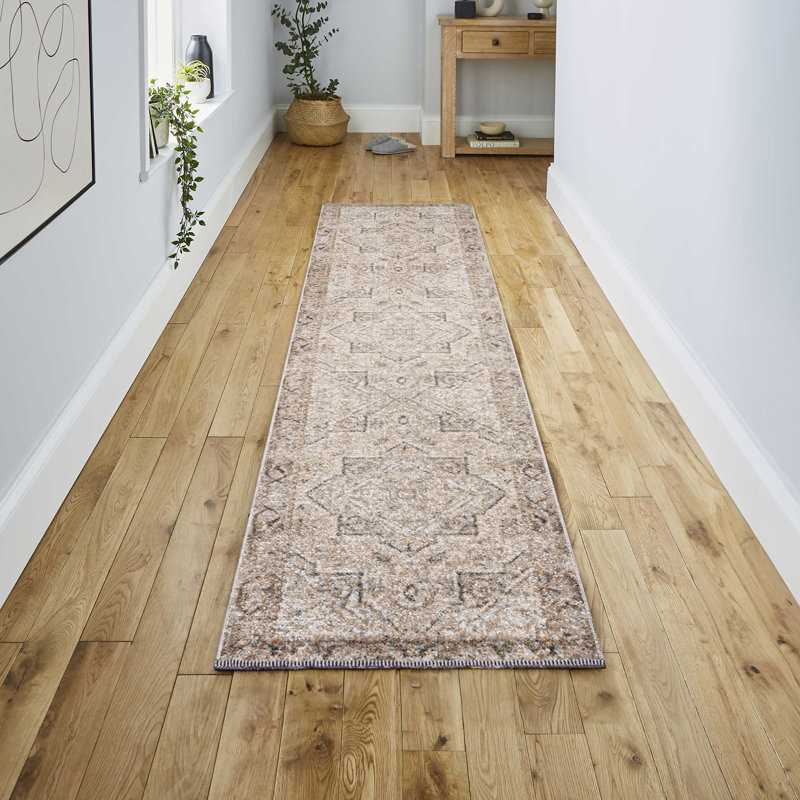 Tapis crème / brun Lynnann, Tapis de couloir 2 pi x 7 pi 10 po