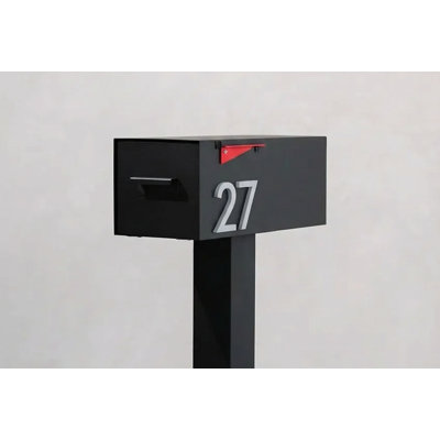 The Daily Post-Mounted Mailbox