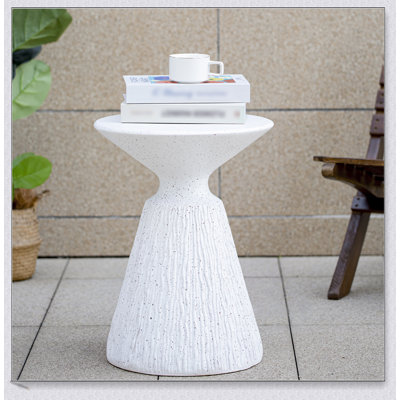 Table d'appoint d'extérieur en marbre texturé MGO