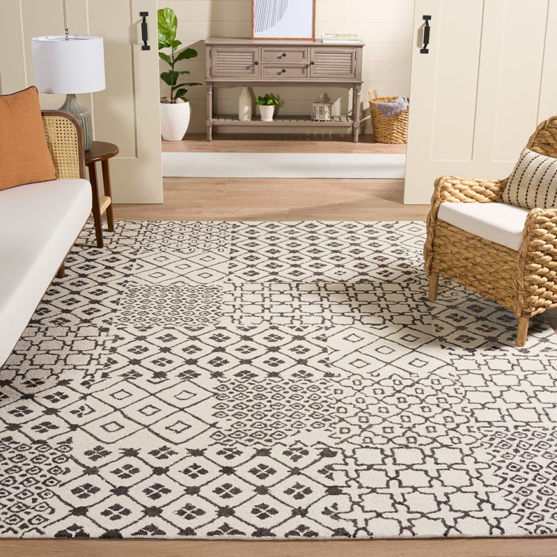 Geometric Hand-Tufted Wool and Cotton Area Rug, Rectangle 8' x 10'