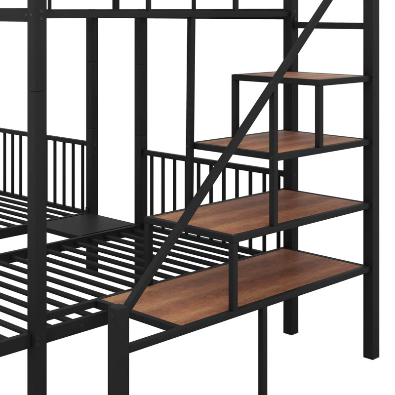 Triple lit superposé avec tiroirs et escalier en colimaçon