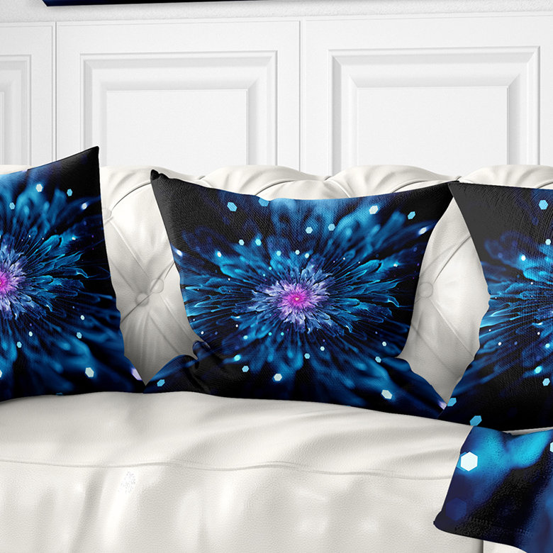 Fleur bleue fractale avec particules brillantes - coussin imprimé floral, 18 po x 18 po, Coussin décoratif