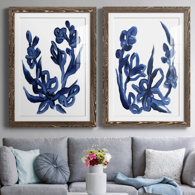 Indigo brossé Blooms I encadré mat - prêt à accrocher, H 37,5 po x l 55 po x P 1,5 po, Cadre noyer