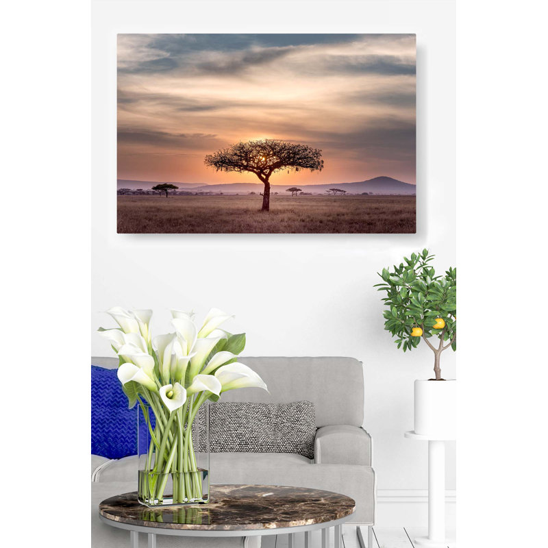 Arbre de la sagesse sur une plaine, ciel coloré, champ ouvert, H 48 po x l 24 po x P 1,5 po