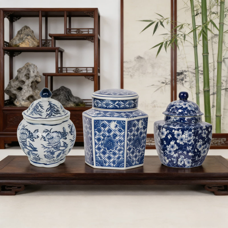Ensemble de 3 contenants de cuisine en céramique Chinoiserie avec couvercles hermétiques pour la farine, le sucre, le café et le thé, motif floral et géométrique bleu et blanc
