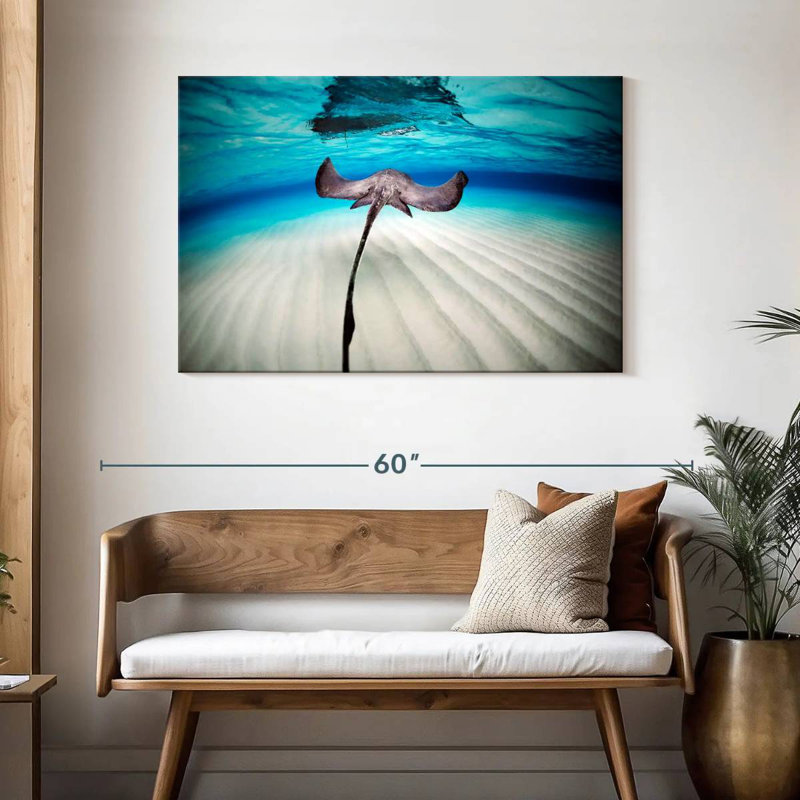Brampt Stingray Underwater Scenery, 30" H x 45" W