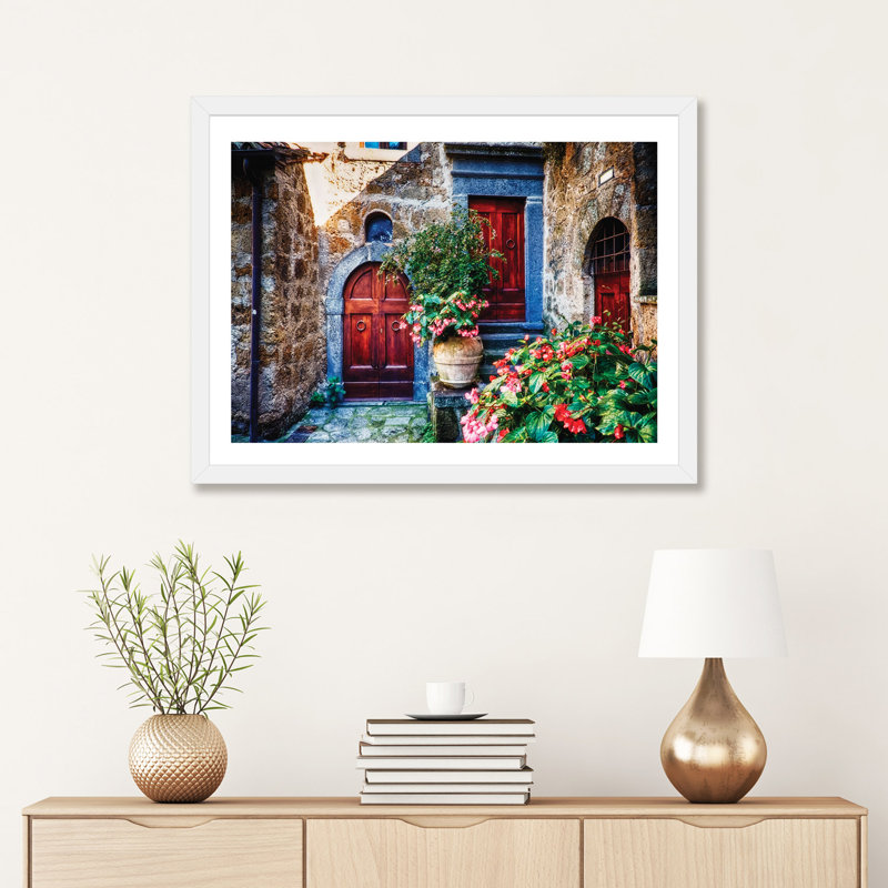 «Classic House Entrance in Umbria» - Impression, H 24 po x l 32 po x P 1 po, Papier blanc