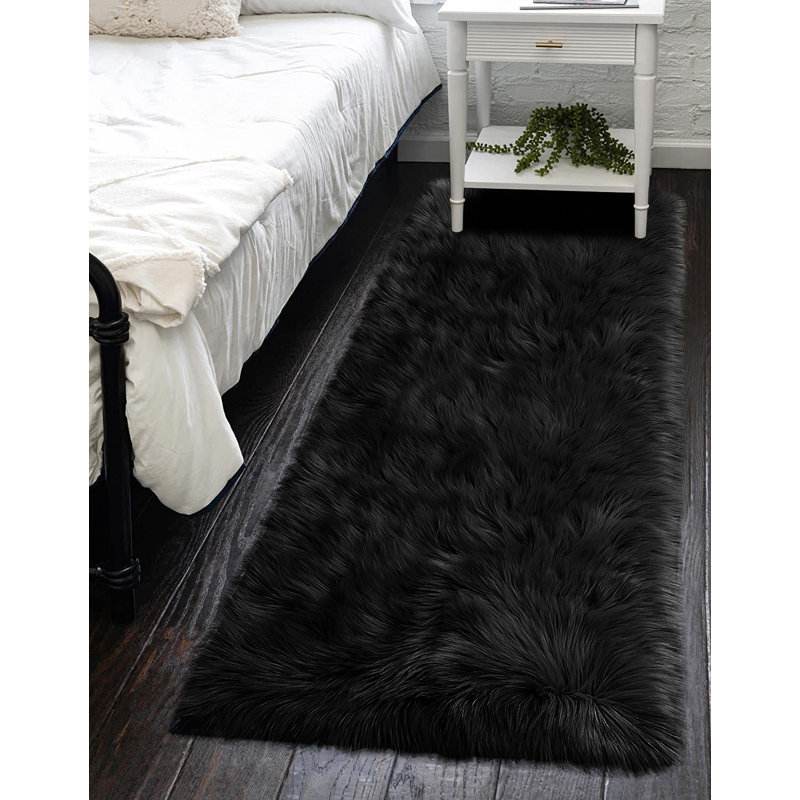 Mamdouh Faux Sheepskin Indoor Rug, Runner 2' x 5'