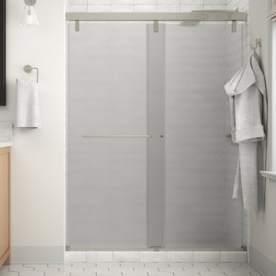 Porte de douche coulissante semi-sans cadre 60 po x 71-1 / 2 po Delta Classic, verre de pluie 1/4 po (6 mm)