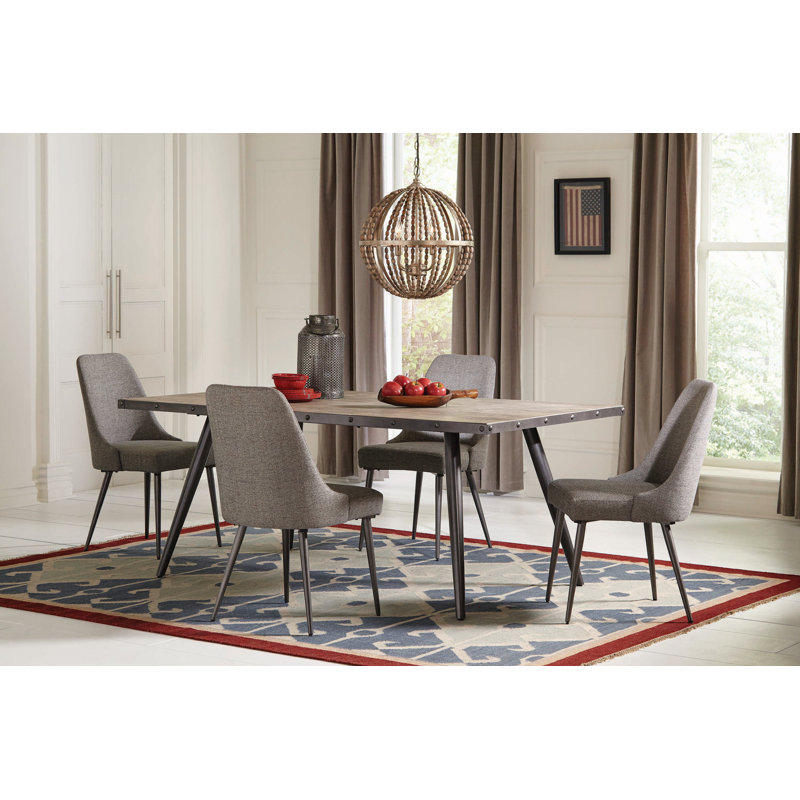Chaise d'appoint rembourrée Insiya