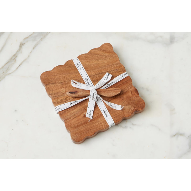 Square Scalloped Cheese Board with Spreader, Small, Natural