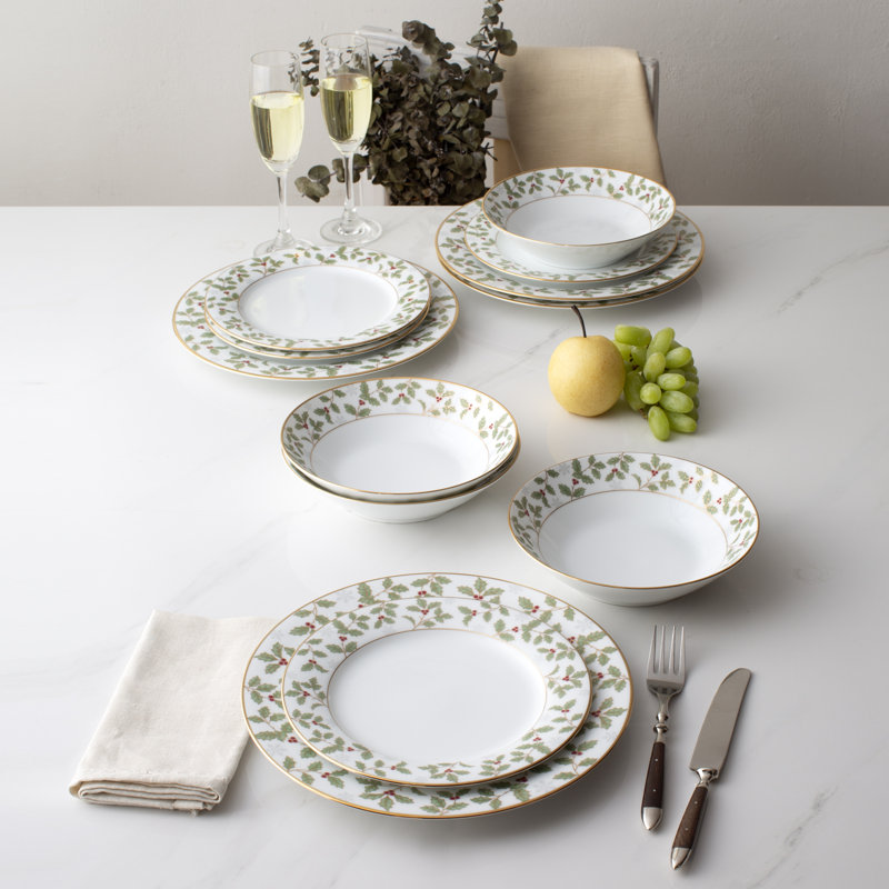 White Porcelain Soup Bowl Set with Gold Trim, Service for 4