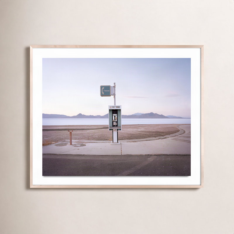 « bonneville pay telephone » par ryann ford-cadre photo, impression sur papier, H 40 po x l 48 po x P 2,5 po, Naturel