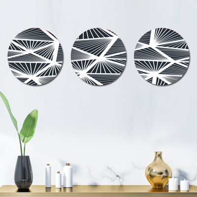 Abstract Wall Decor on Metal