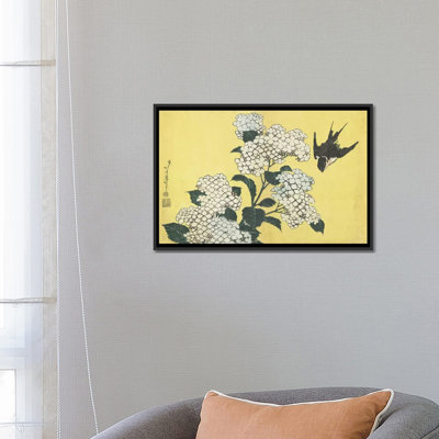 «Hydrangea and Swallow, c.1832» par Katsushika Hokusai, impression sur toile