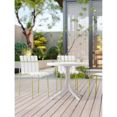 Paquet de 4 chaises à blocs de couleurs rayées avec pieds en métal et en PP imperméables pour les repas sur le balcon extérieur, blanc crème et jaune grain intérieur / extérieur moderne
