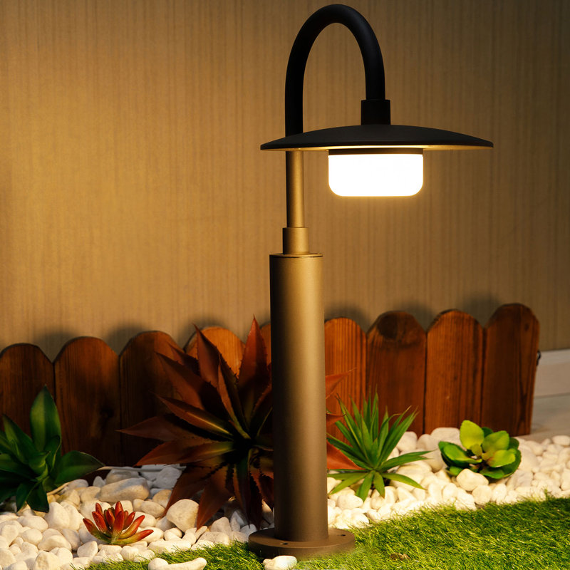 Lanterne de jardin imperméable 24 pouces avec lumières à DEL étanches, H 34,65 po x l 13,39 po x P 9,45 po