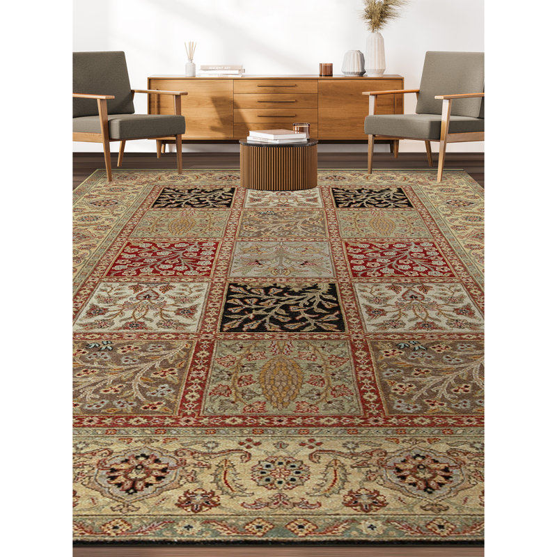 Hand Knotted Wool Oriental Area Rug in Multi And Ivory