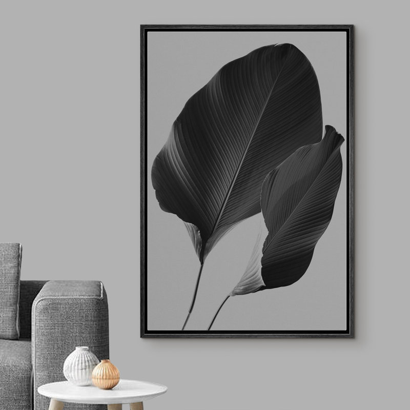 Gros plan sur une feuille d'oreille d'éléphant - photographie à cadre flottant sur toile, H 24 po x l 16 po x P 1,5 po