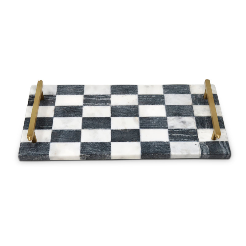 Plateau avec poignées dorées à carreaux blancs et noirs