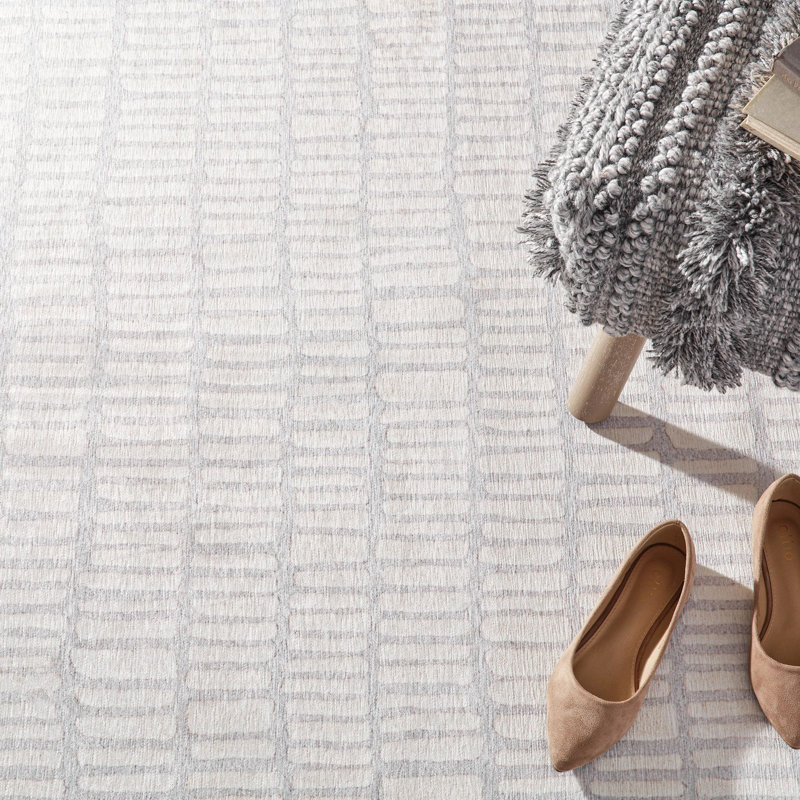 Roark Ivory Machine Washable Rug, Rectangle 4' x 6'
