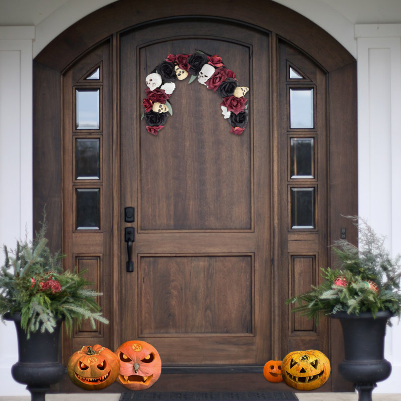 Faux Lighted Rose 33cm Wreath