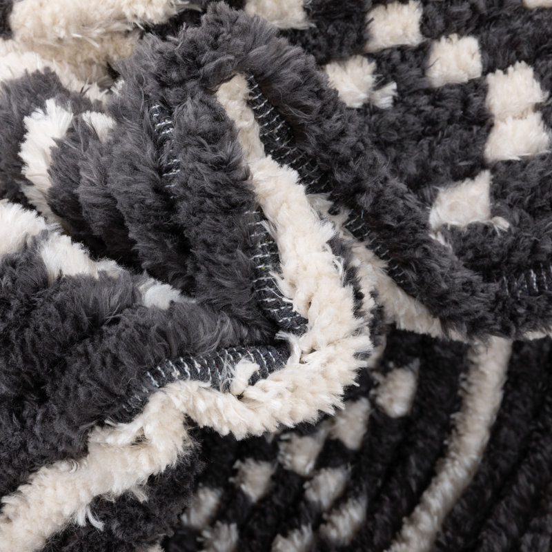 Maya Black and White Synthetic Handmade Area Rug