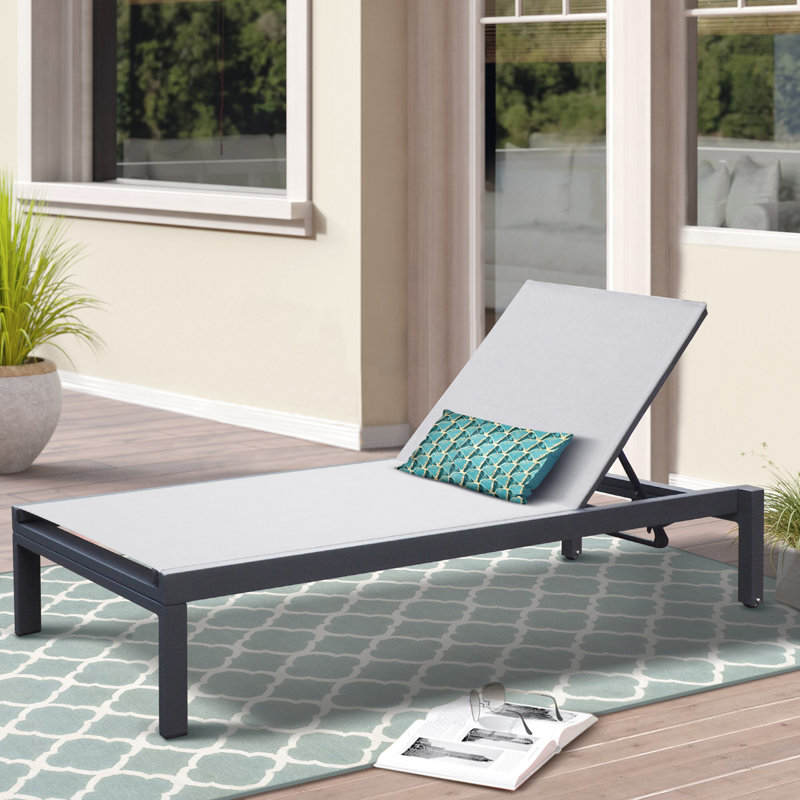 Chaise longue simple inclinable avec coussins 79,5 po Garda