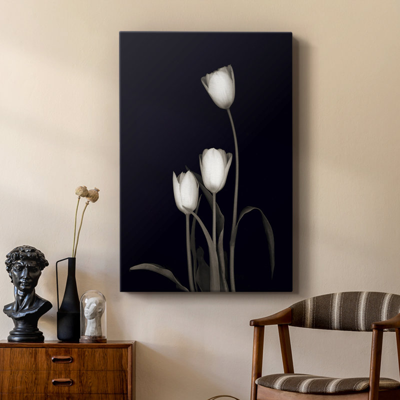 Tulipe Pose III - galerie sur mesure, H 18 po x l 12 po