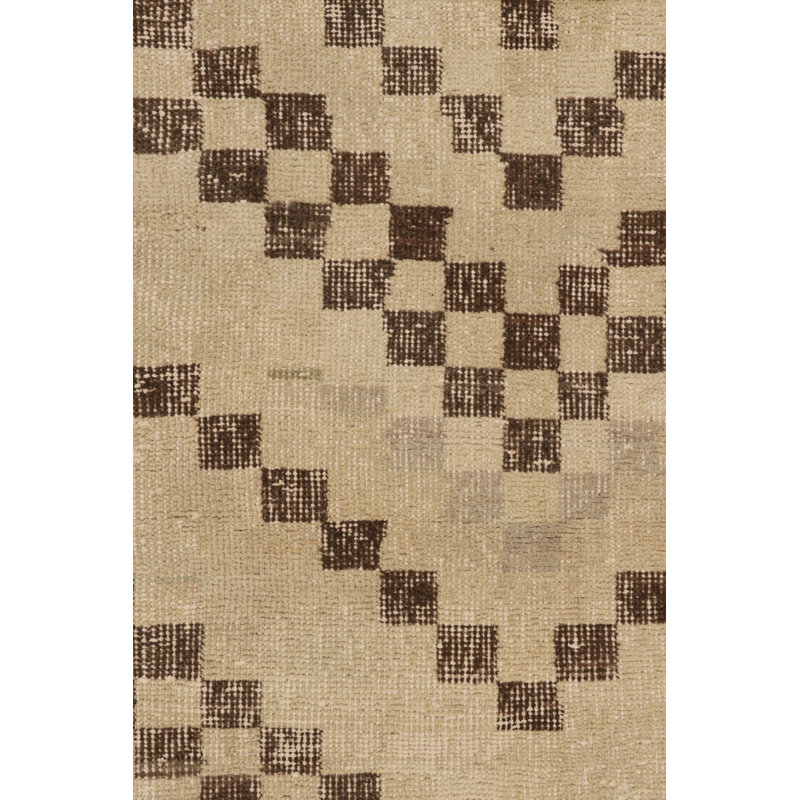 Vintage Distressed Runner Rug, Beige-Brown Geometric Patterns – Rug & Kilim