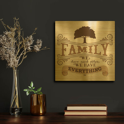 «Family» par Deb Strain, art mural en métal doré, 12 po x 12 po