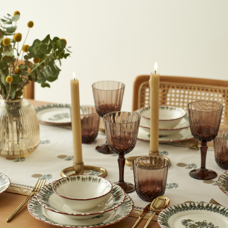 Culloden 24 Piece Porcelain Dinnerware Set
