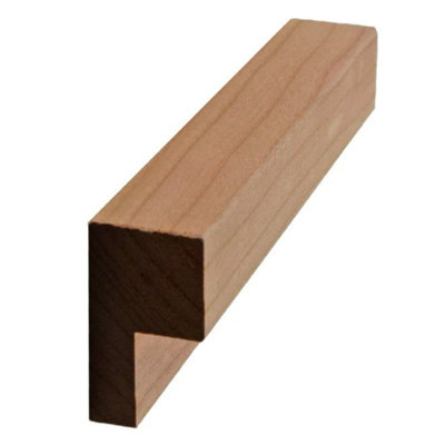 Moulure de la bande arrière du boîtier. Sans finition