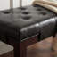 Banc capitonné pour le salon-964741475