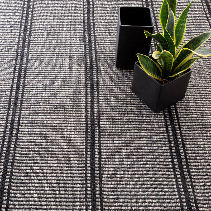Malta Handwoven Wool Rug, Rectangle 5' x 8', Black