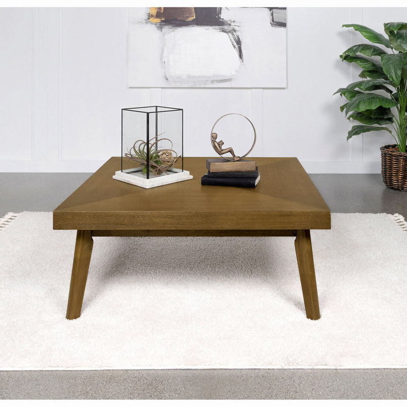 Table basse carrée en bois