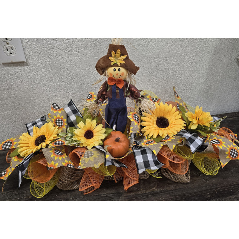 Scarecrow Centerpiece On Yard Stick