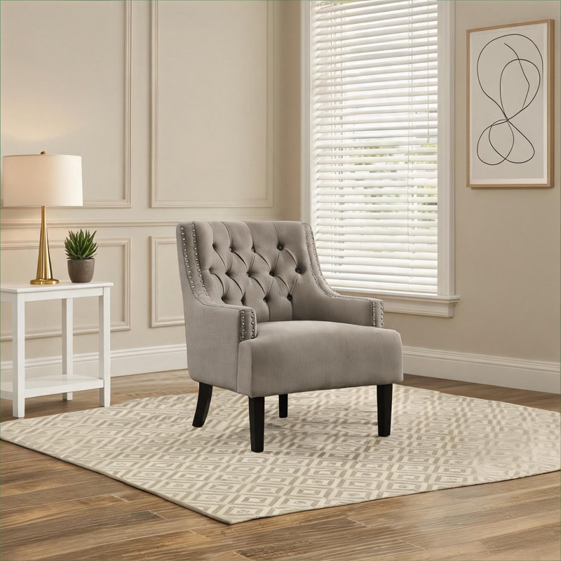Chaise avec accoudoirs moderne en bois massif capitonné à boutons, revêtement en tissu de polyester beige pour le salon