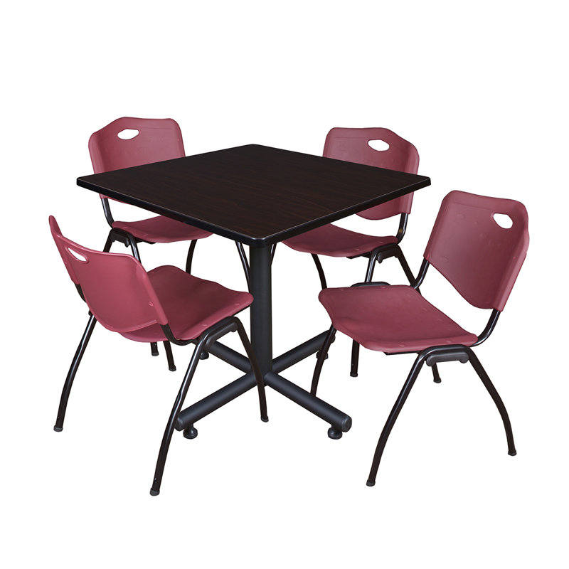 Table de salle de repos carrée Nicklo, chaises empilables 4 M, Cerisier, Bourgogne