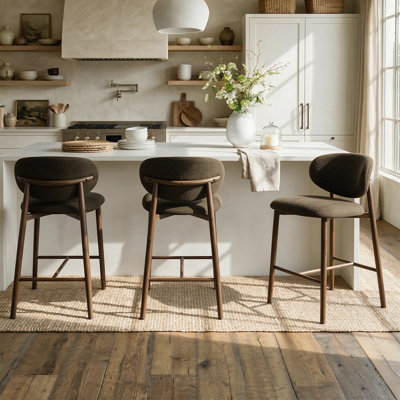 Tabouret de bar 25,5 po en chenille moderne avec dossier en tonneau et pieds en métal d'aspect bois