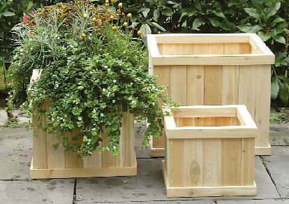 Boîte à fleurs Neuman, H 16,5 po x l 19,5 po x P 19,5 po
