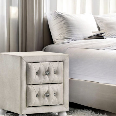 Table de chevet en tissu beige, 2 tiroirs de rangement en bois et panneaux de particules, tiroir latéral à glissières métalliques avec rallonge de 3/4, fonction butée, dimensions 43 cm, conception robuste supportant jusqu'à 36 kg, butée d'extension.